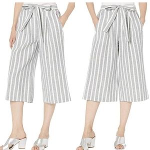 BCBGMAXAZRIA Cropped Pants